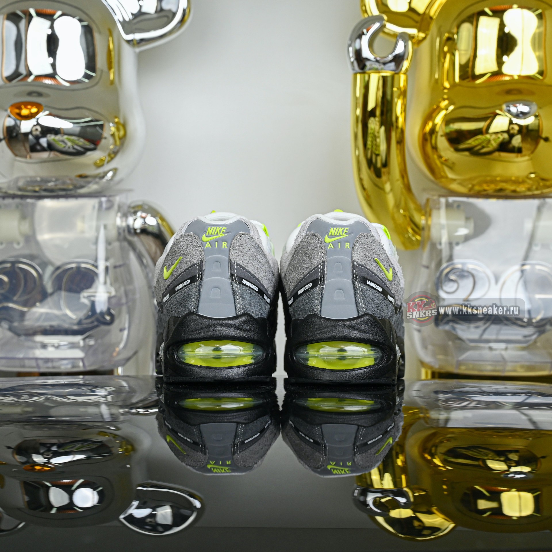 UNDEFEATED x Nike Air Max 95  IB4523-004