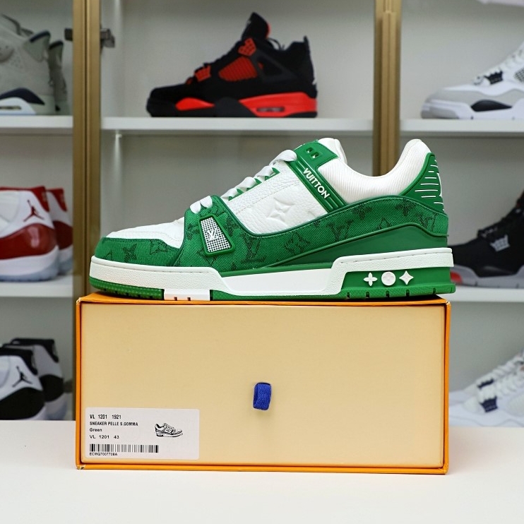 L/V Trainer