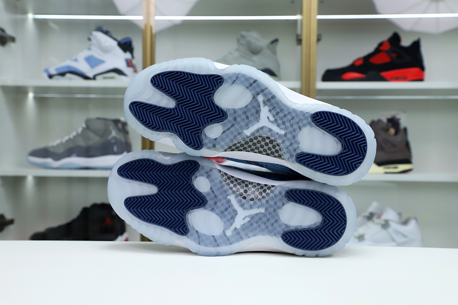 Air Jordan 11 “navy snakeskin”
