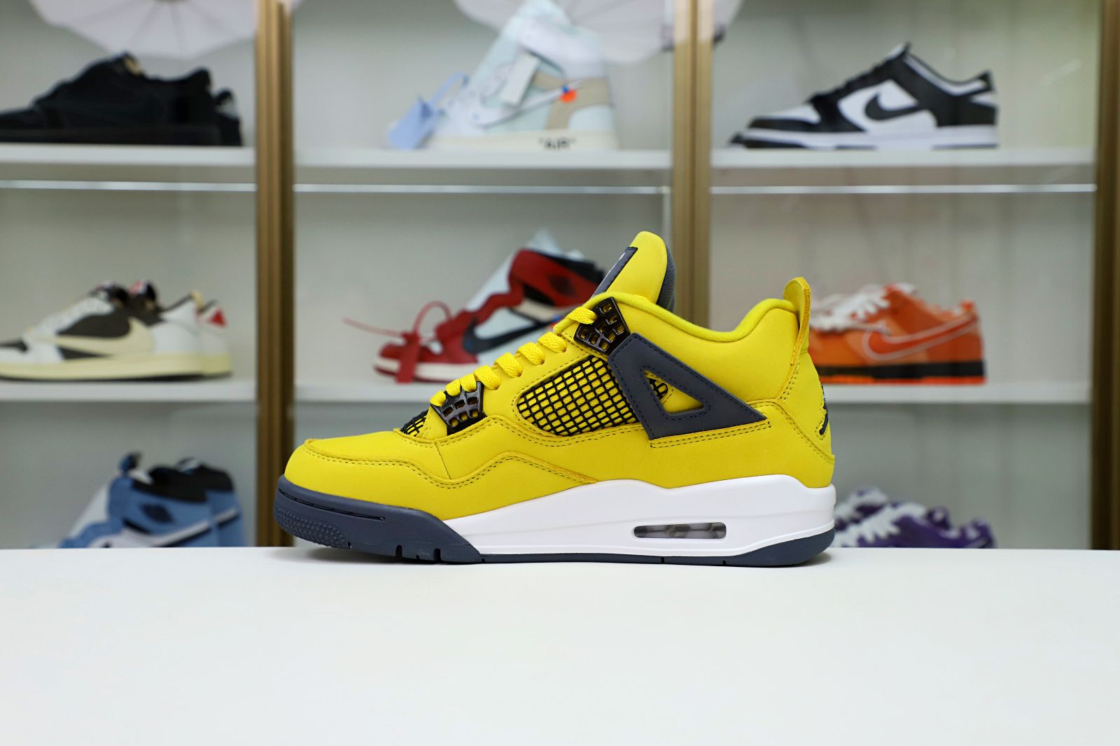 AIR Air JORDAN 4 RETRO 'LIGHTNING' 2021