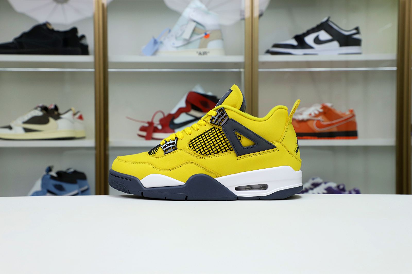 AIR Air JORDAN 4 RETRO 'LIGHTNING' 2021