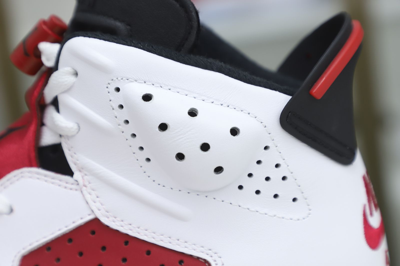 AIR JORDAN 6 RETRO OG 'CARMINE' 2021