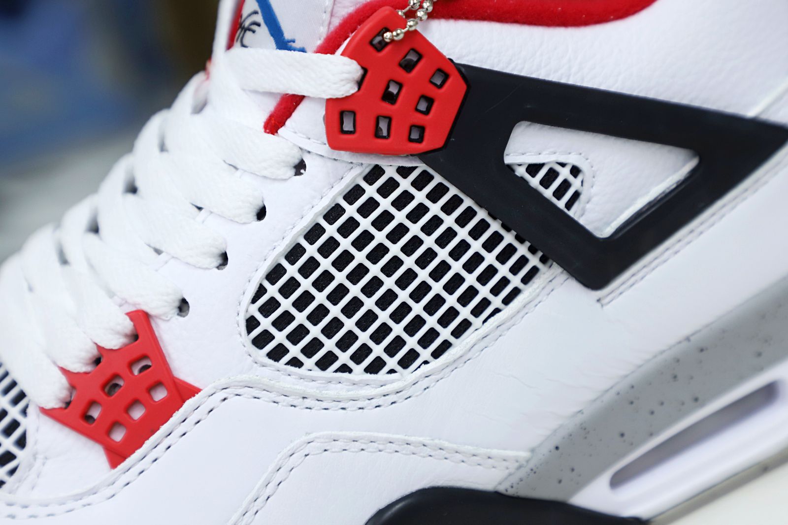 Air Jordan4 retro se what the4