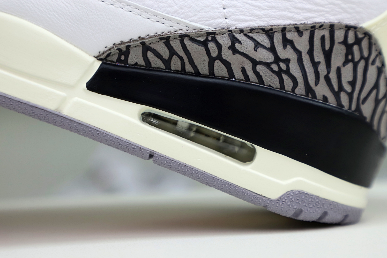 AIR JORDAN 3
