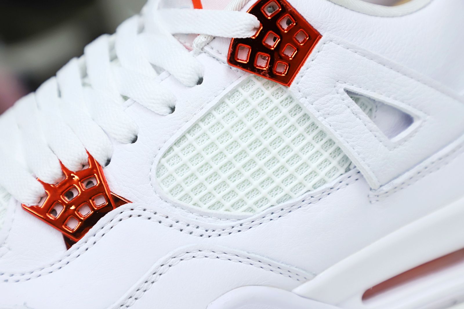 Air Jordan 4 retro“orange metallic