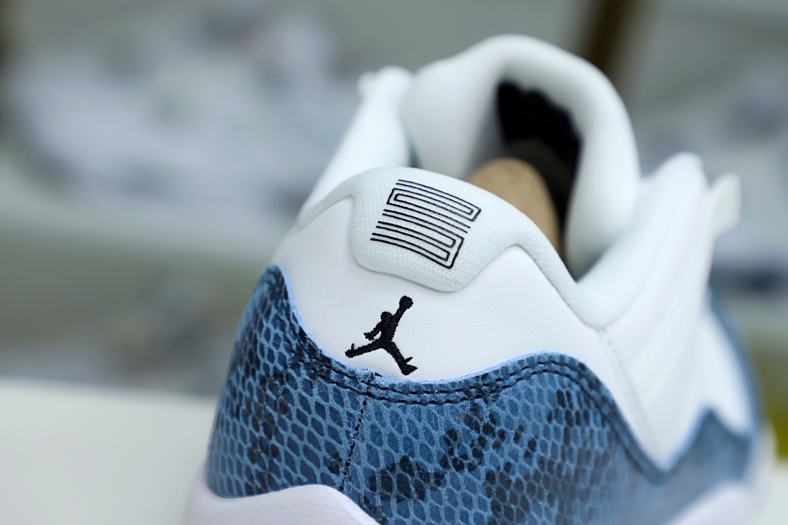 Air Jordan 11 “navy snakeskin”
