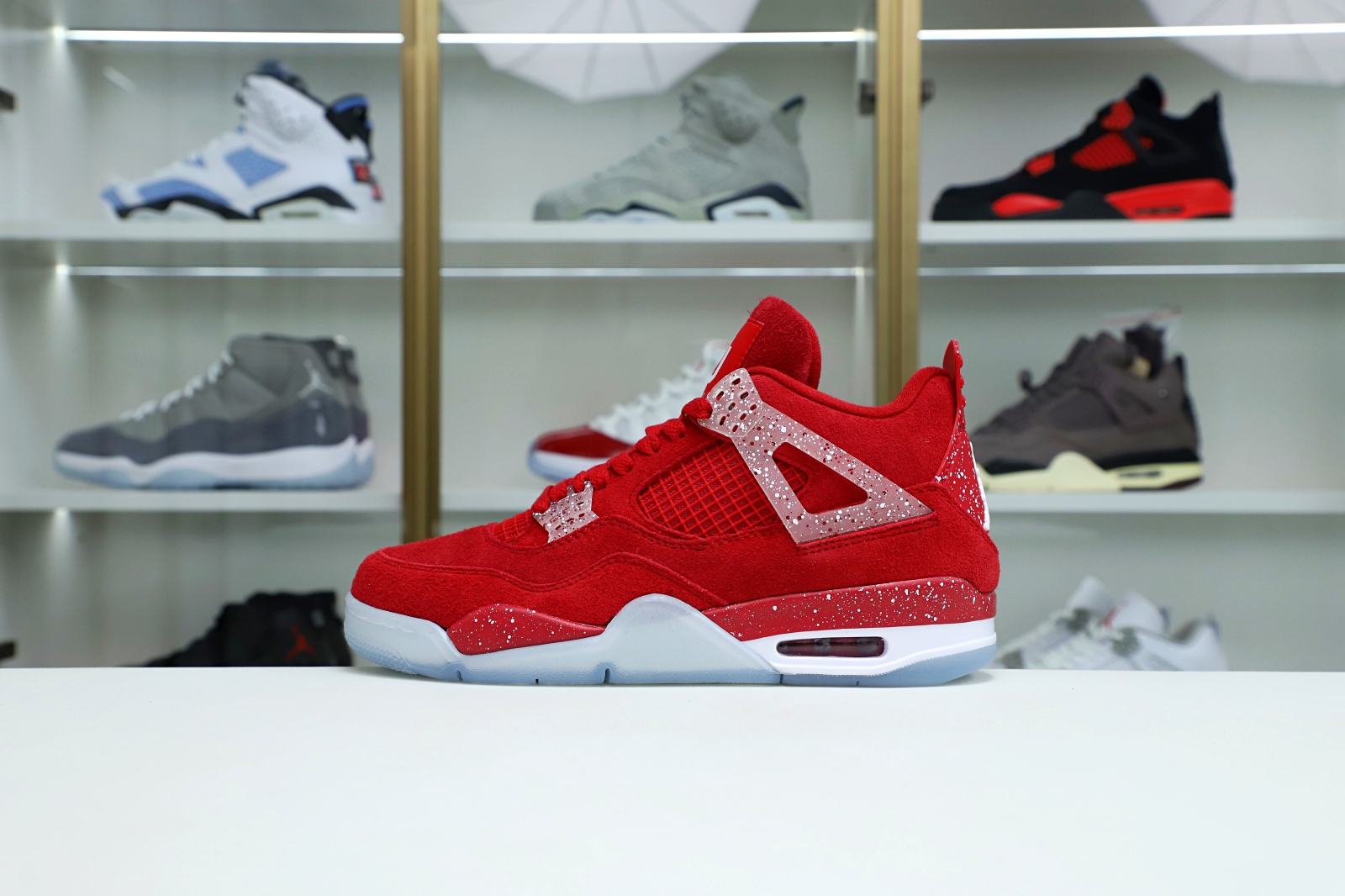 Air Jordan 4