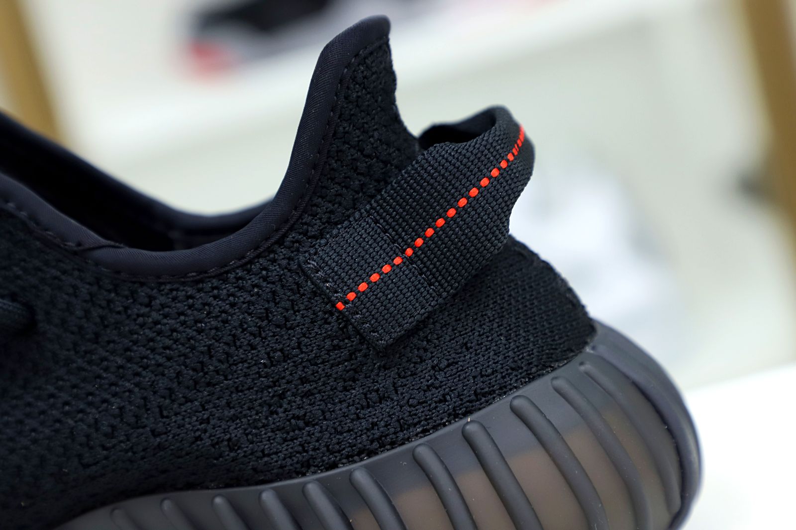 YEEZY BOOST 350 V2 'BRED'