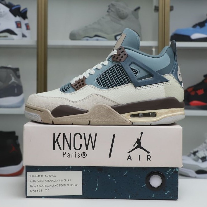 Air Jordan 4