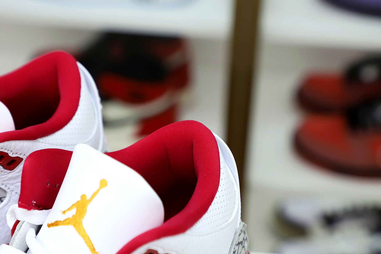 Air Jordan 3 Retro  Cardinal Red(CT8532-126)