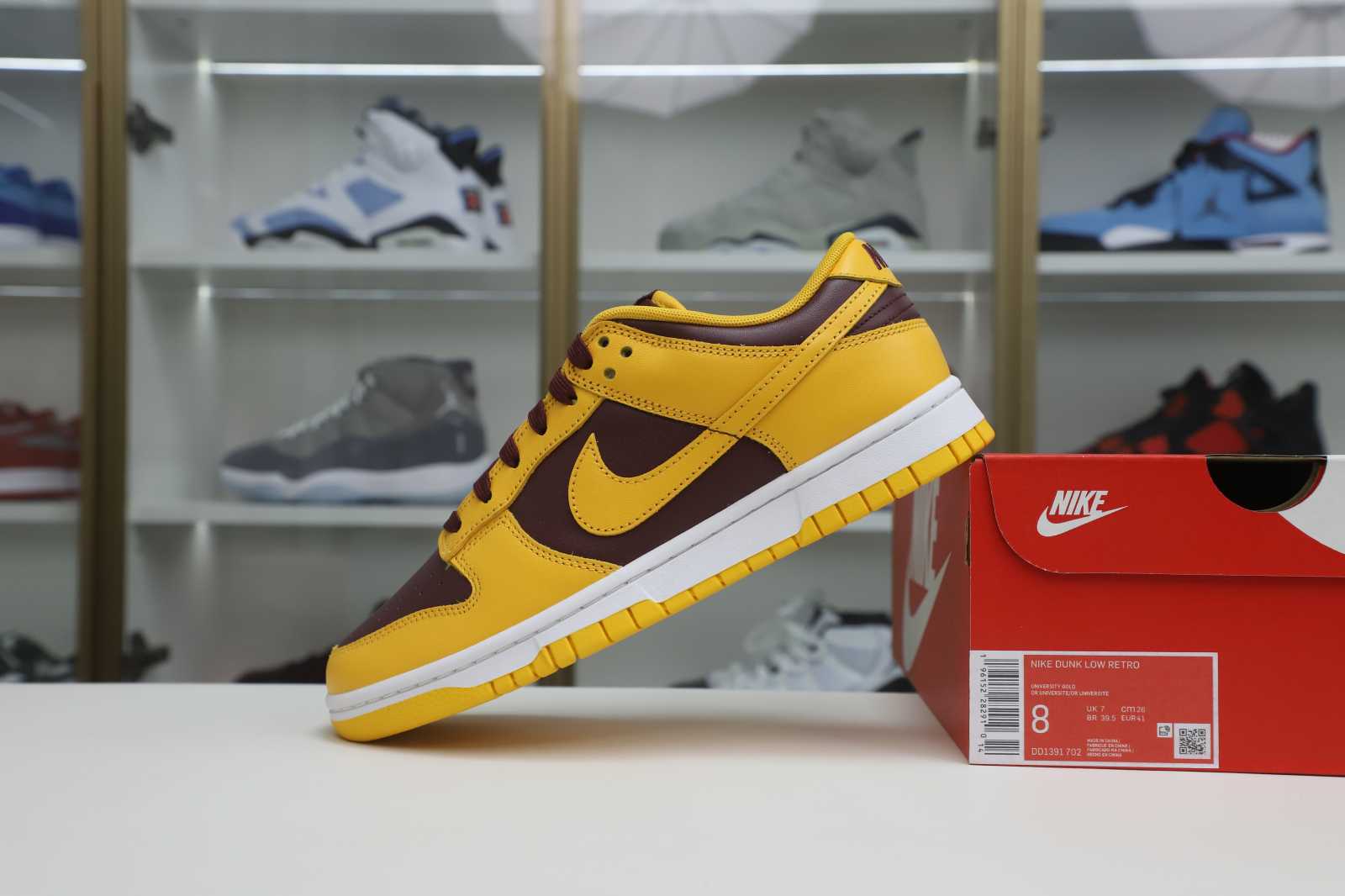 Nike Dunk Low retro