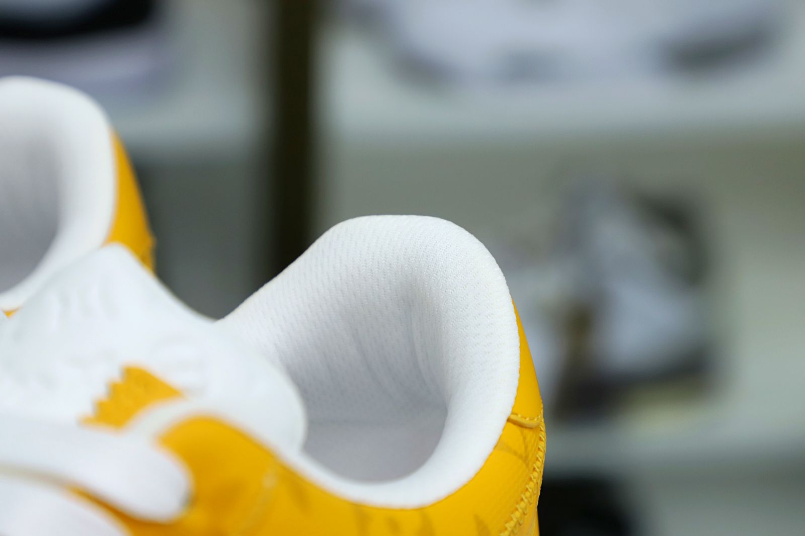 Nike Air Force1 Low LV