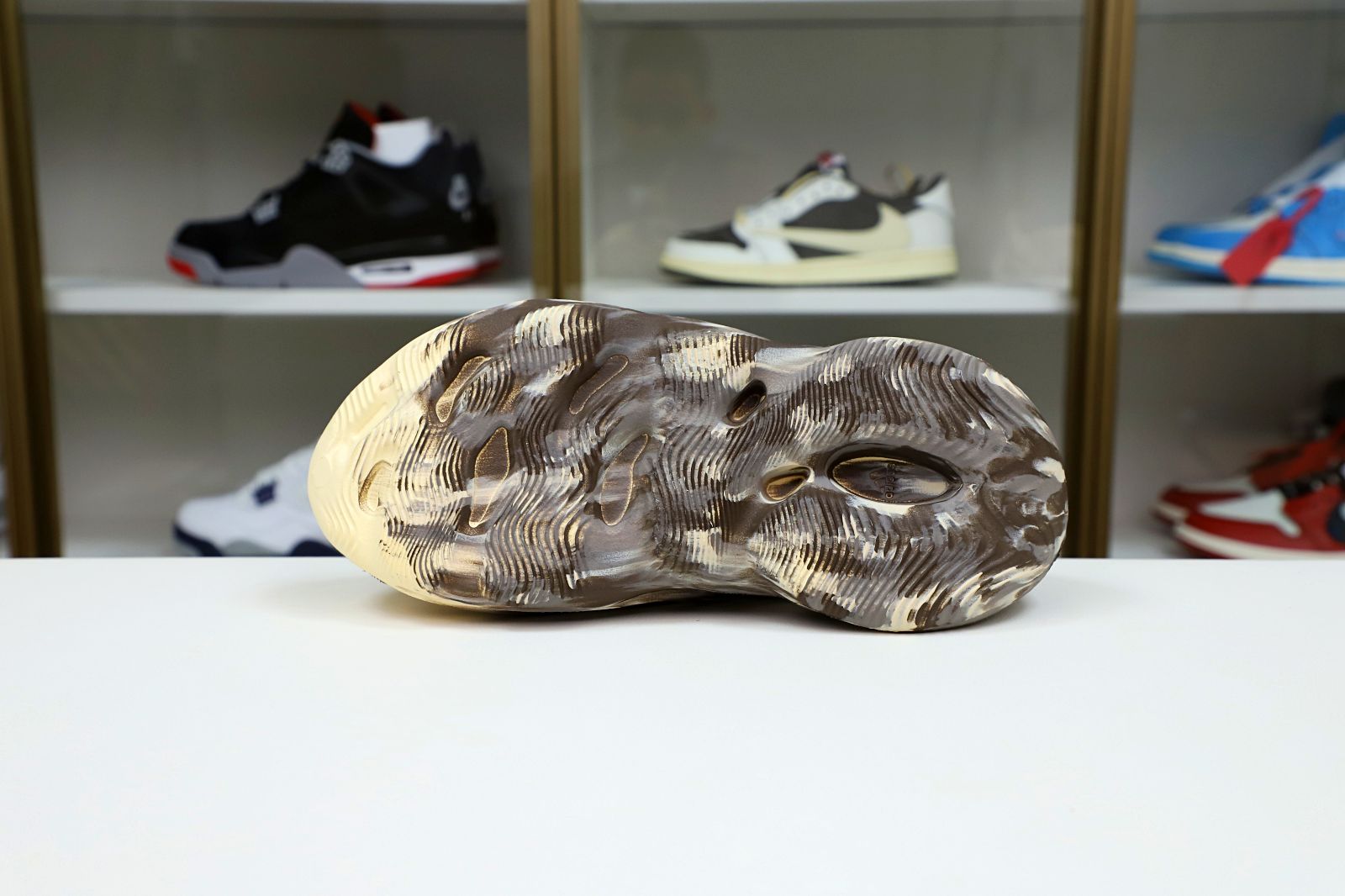 YEEZY FOAM RUNNER 'MX CREAM CLAY'