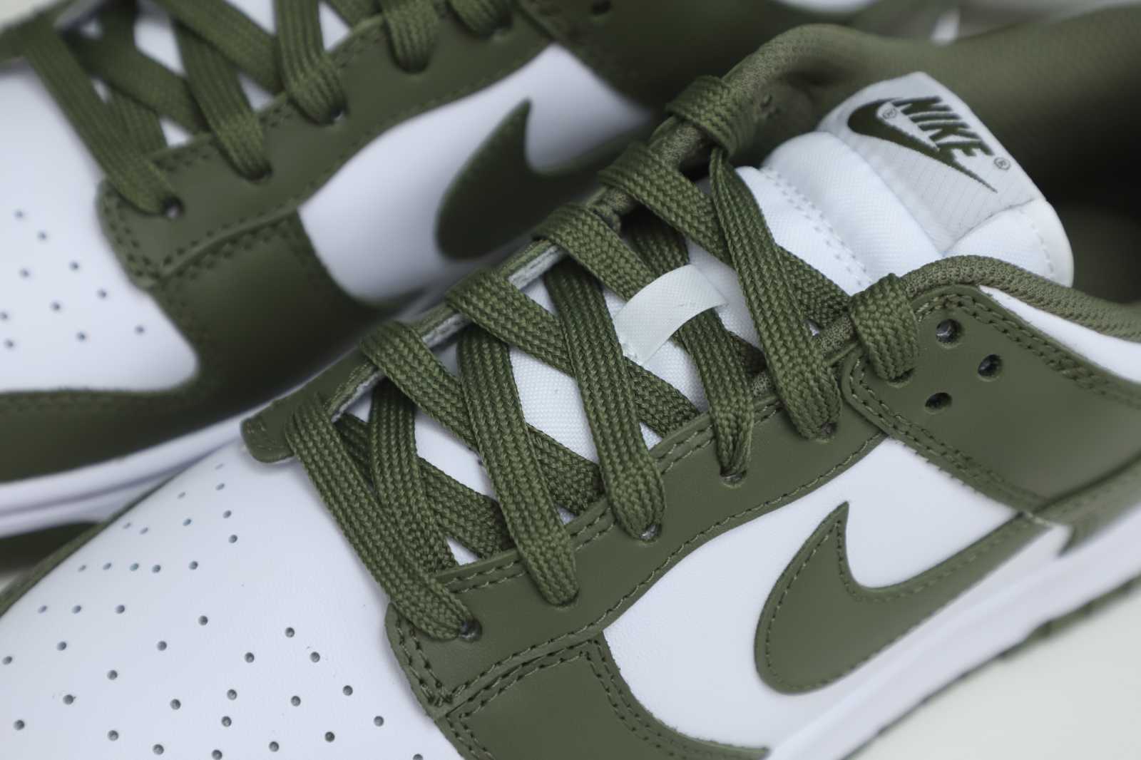 Nike Dunk Low