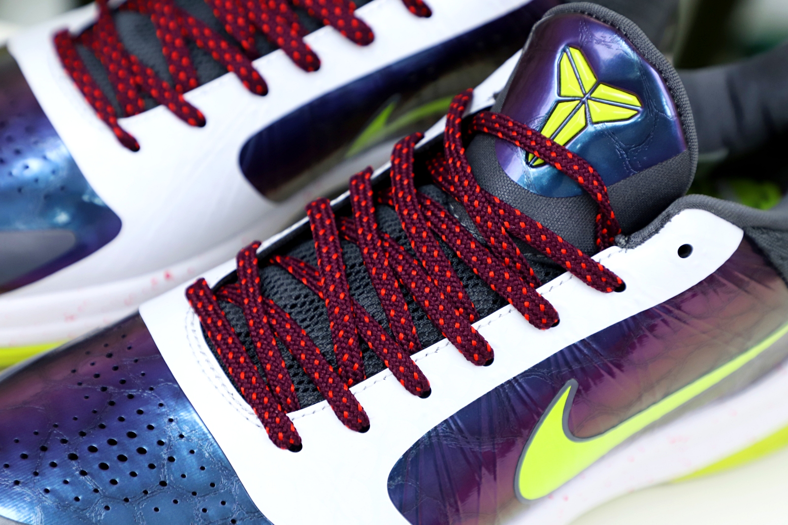 NIKE ZOOM KOBE 5