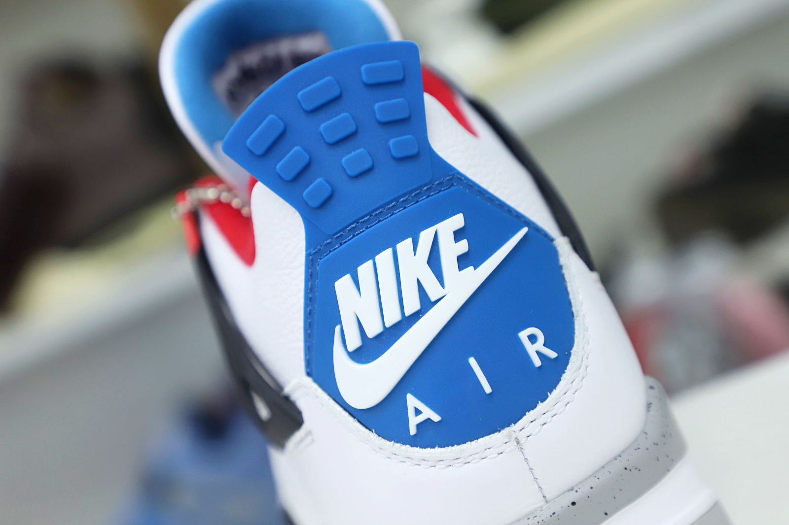 Air Jordan4 retro se what the4