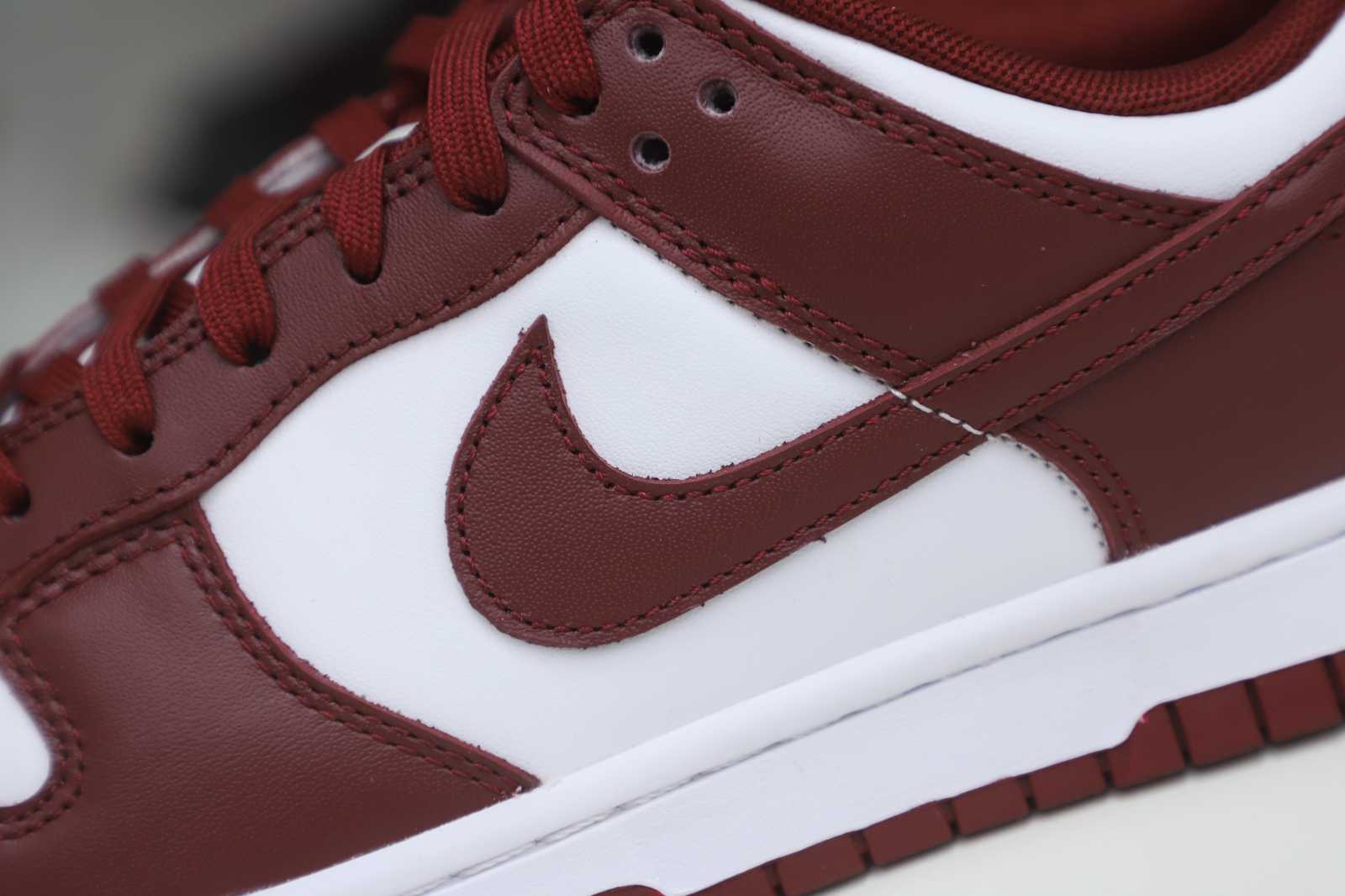 Nike Dunk LowRetro