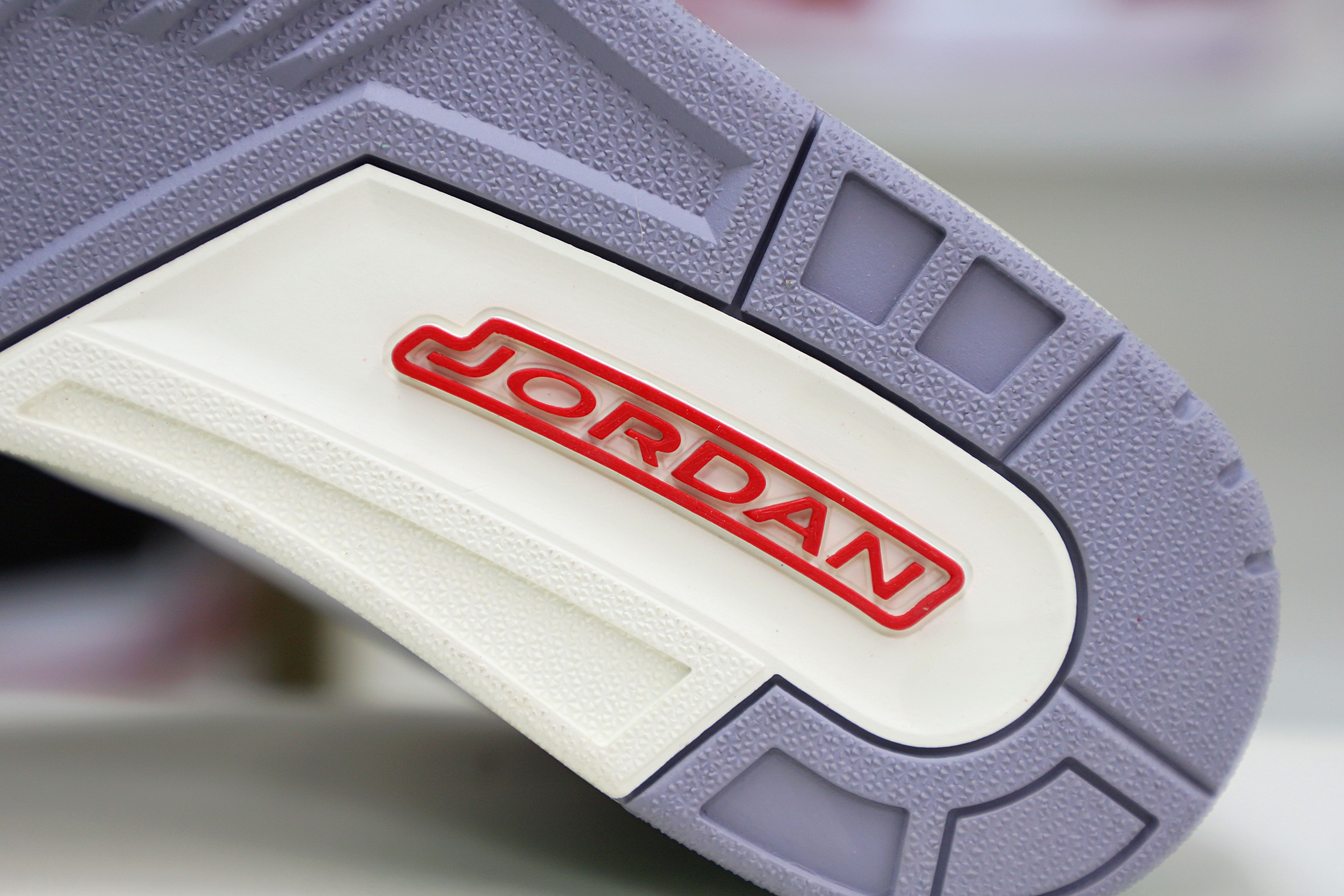 Air Jordan 3 Retro