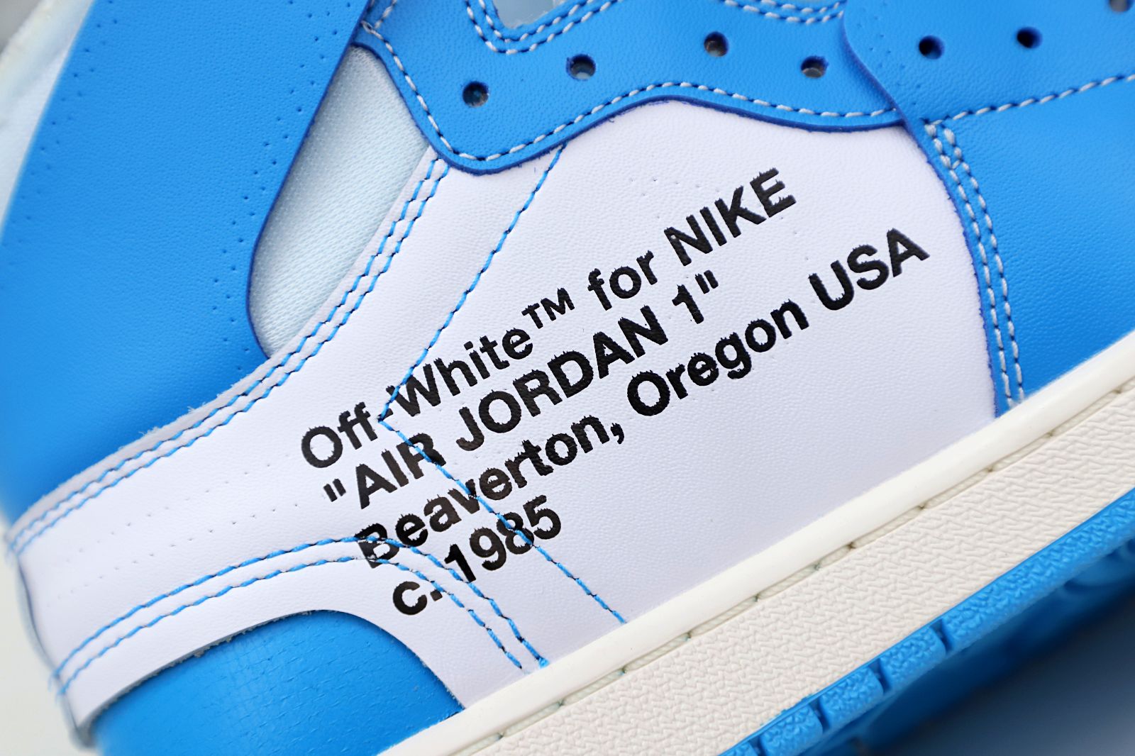 OFF-WHITE X AIR JORDAN 1 RETRO HIGH OG 'UNC'