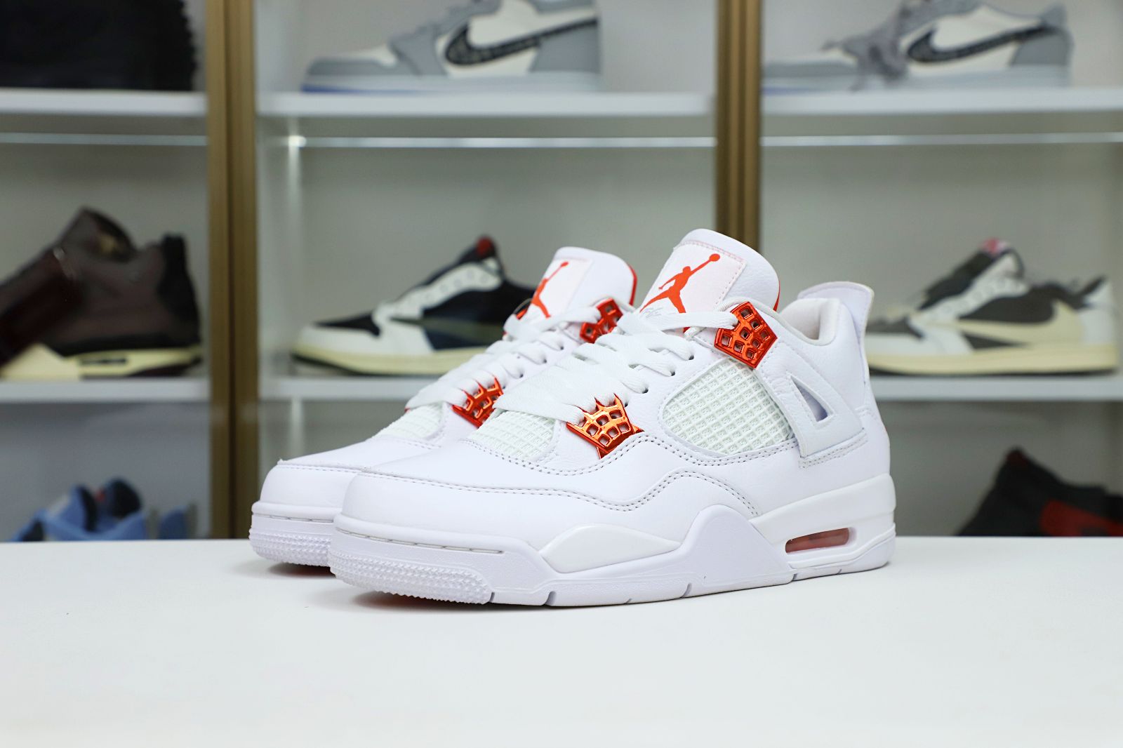 Air Jordan 4 retro“orange metallic
