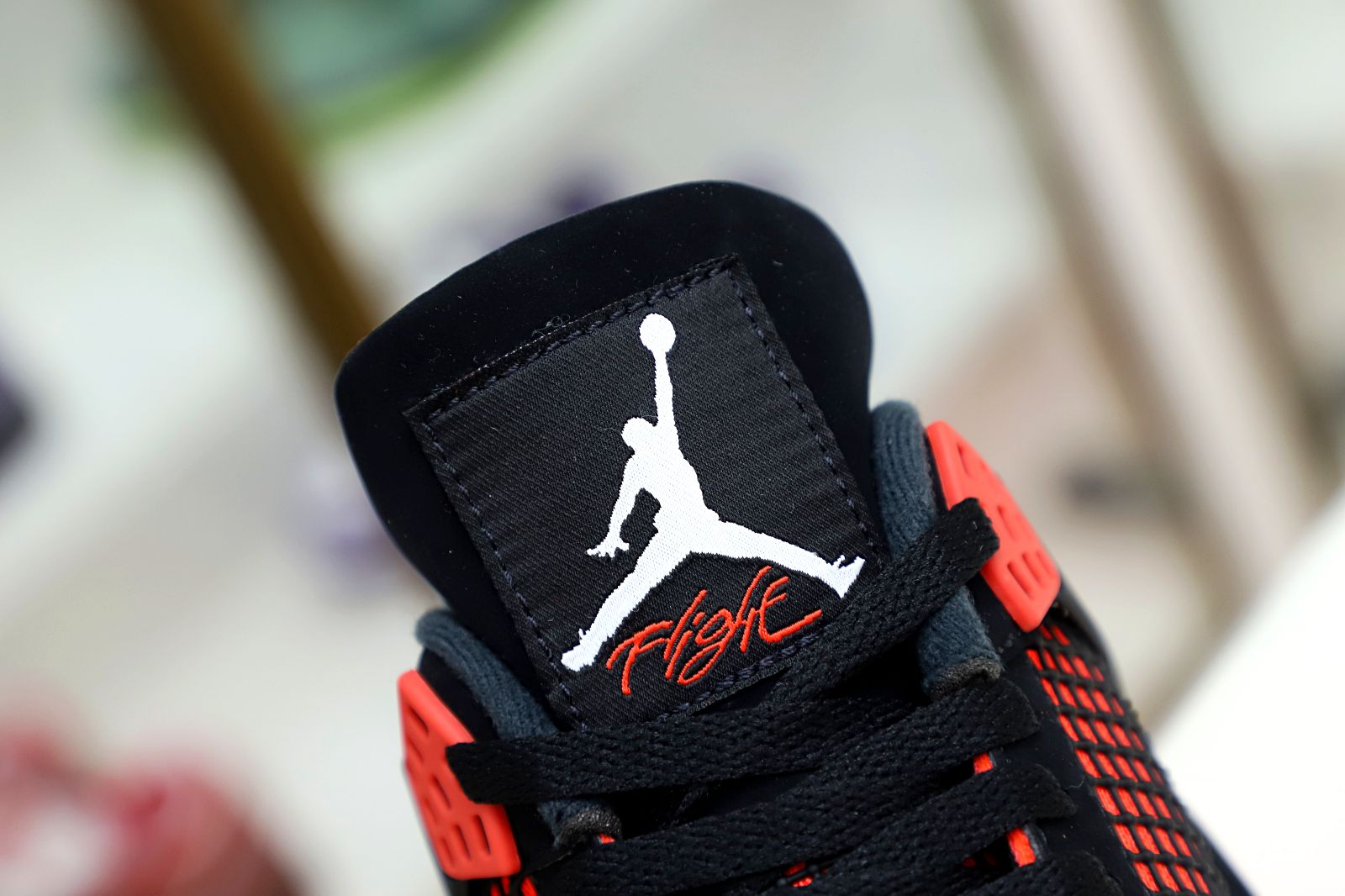 AIR JORDAN 4 RETRO 'RED THUNDER'