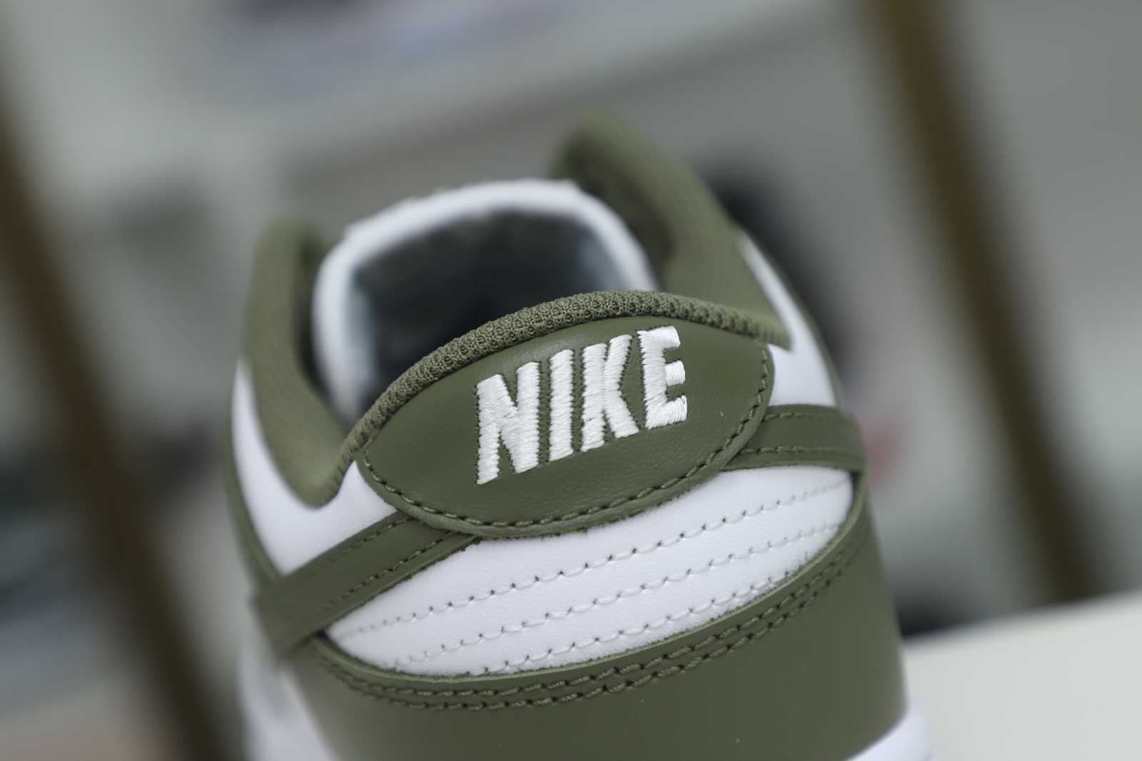 Nike Dunk Low