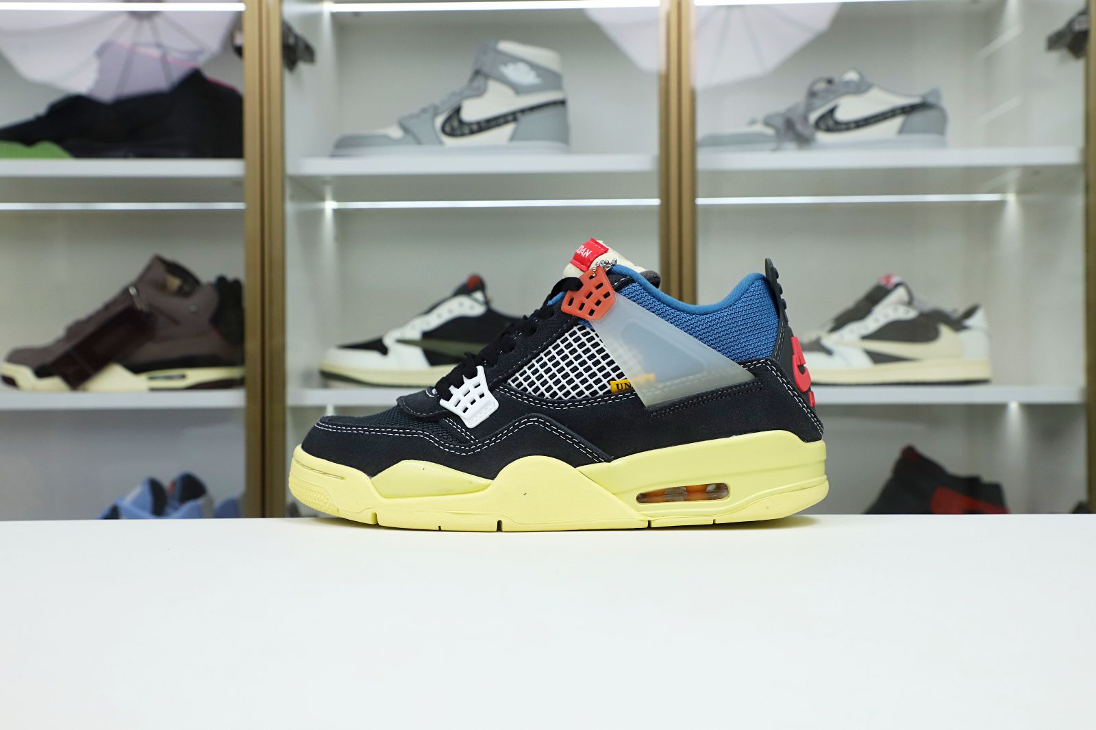 UNION LA X AIR JORDAN 4 RETRO 'OFF NOIR'