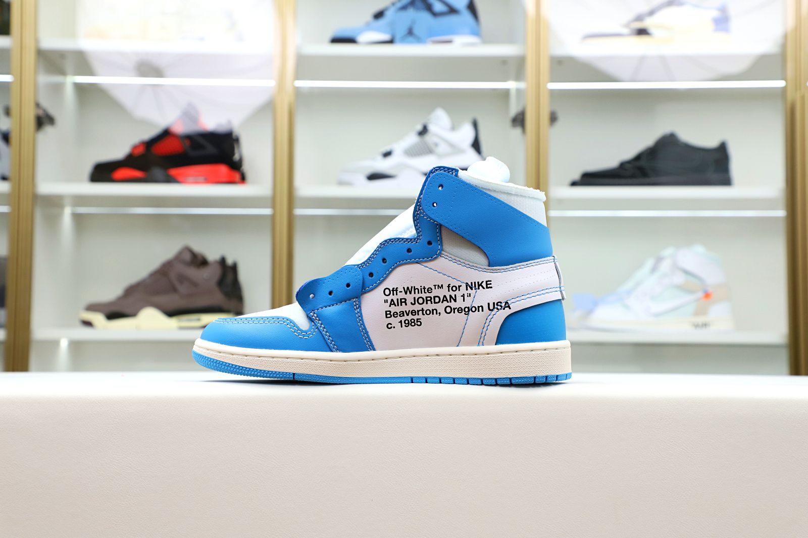 OFF-WHITE X AIR JORDAN 1 RETRO HIGH OG 'UNC'