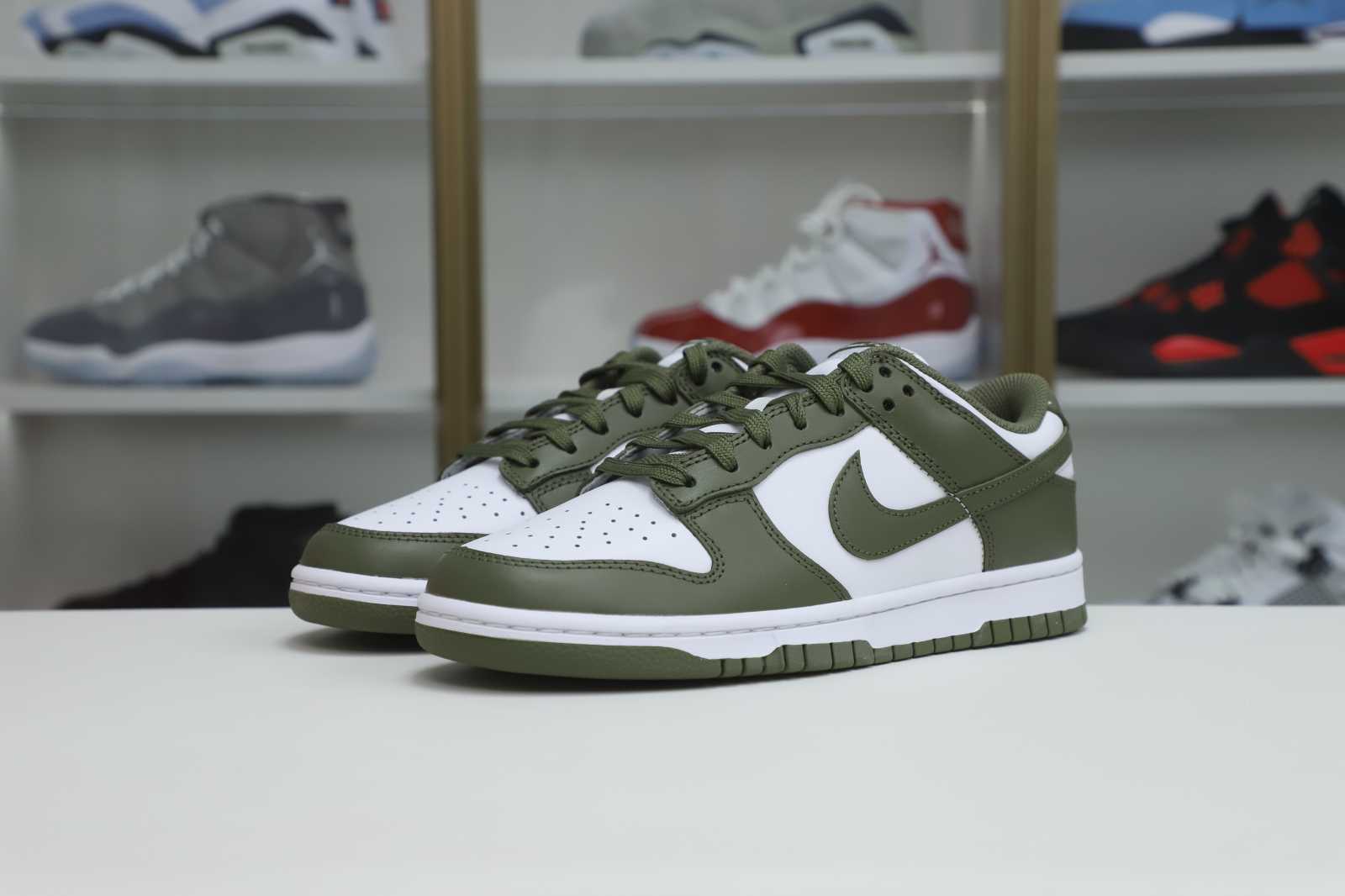 Nike Dunk Low