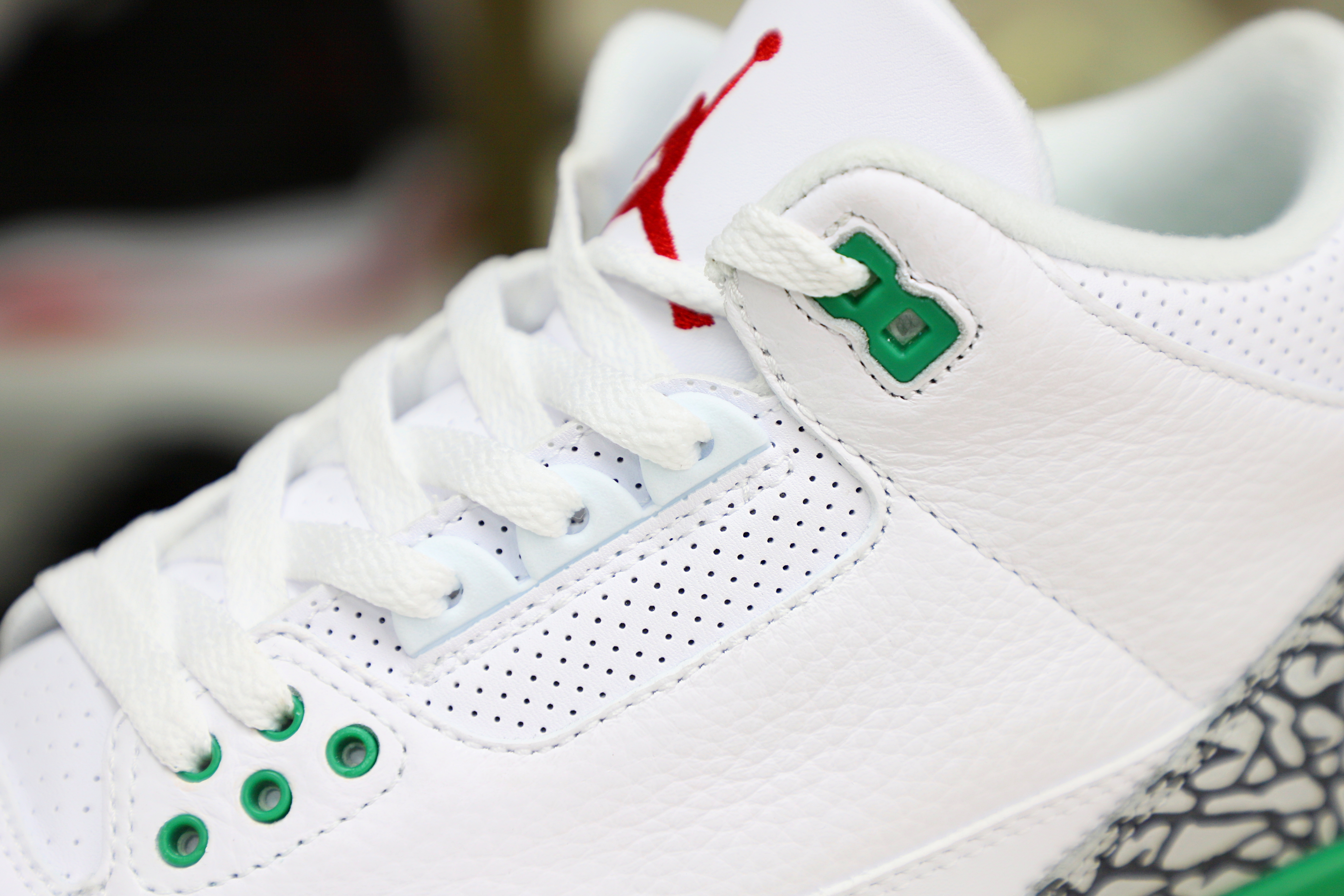 Air Jordan 3 Retro