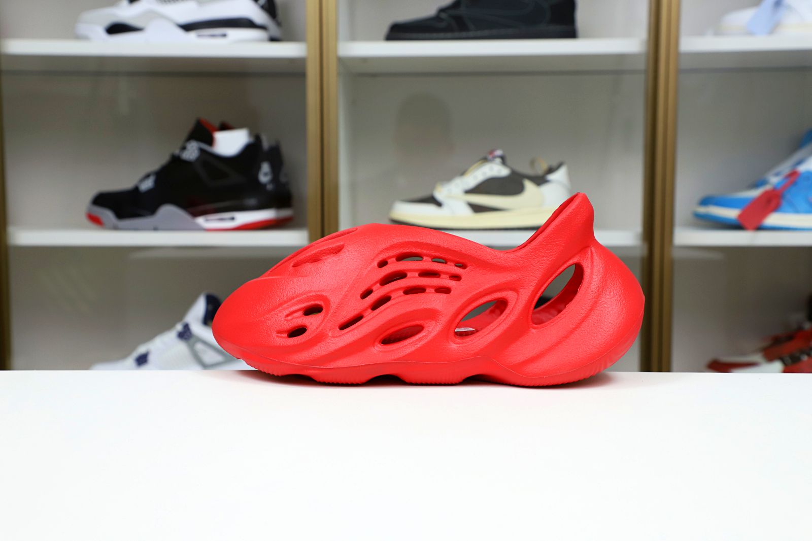 YEEZY FOAM RUNNER 'VERMILION'