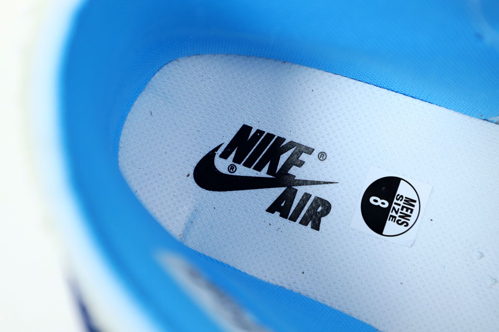 OFF-WHITE X AIR JORDAN 1 RETRO HIGH OG 'UNC'