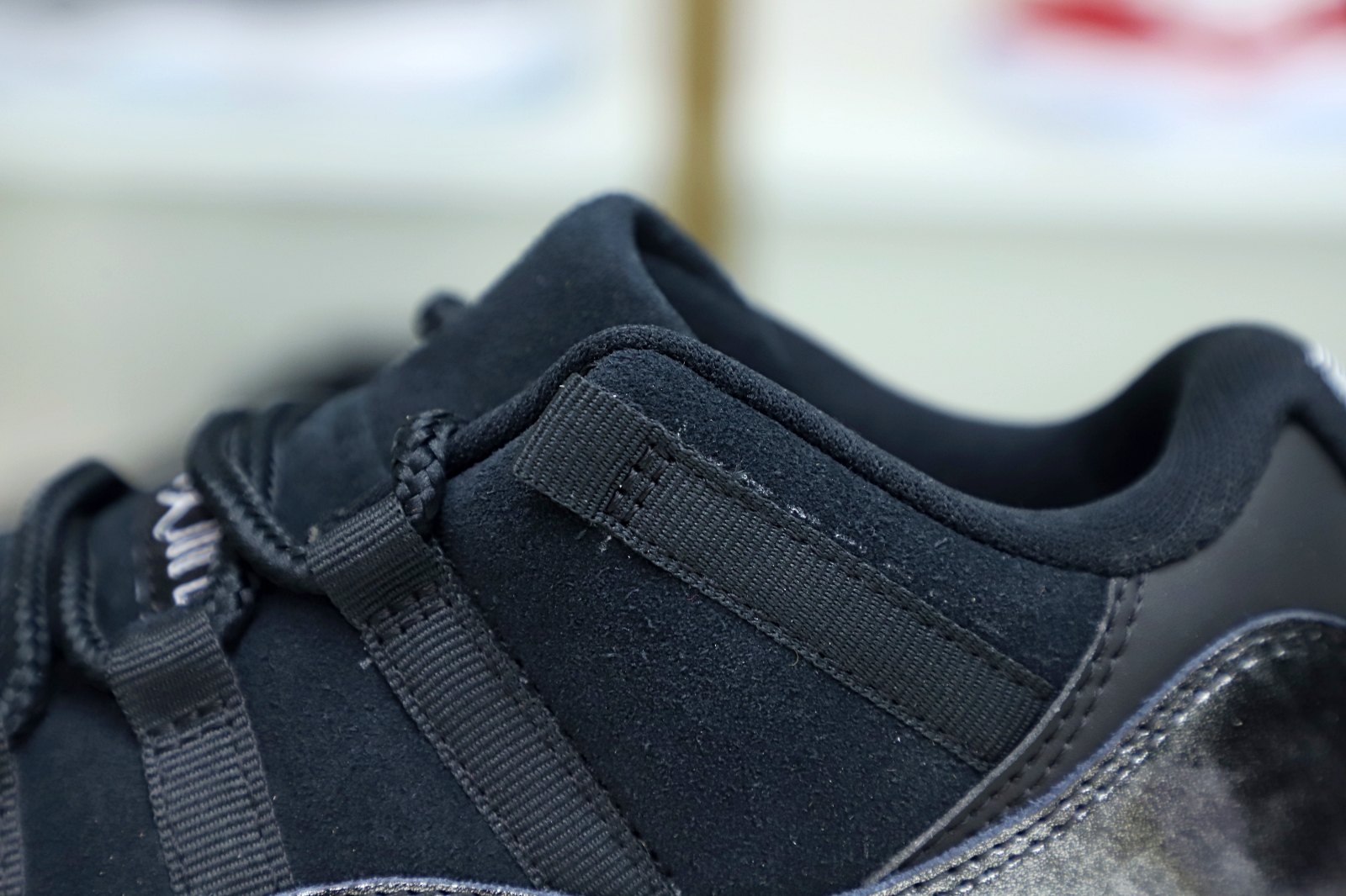 Air Jordan 11 retro low barons
