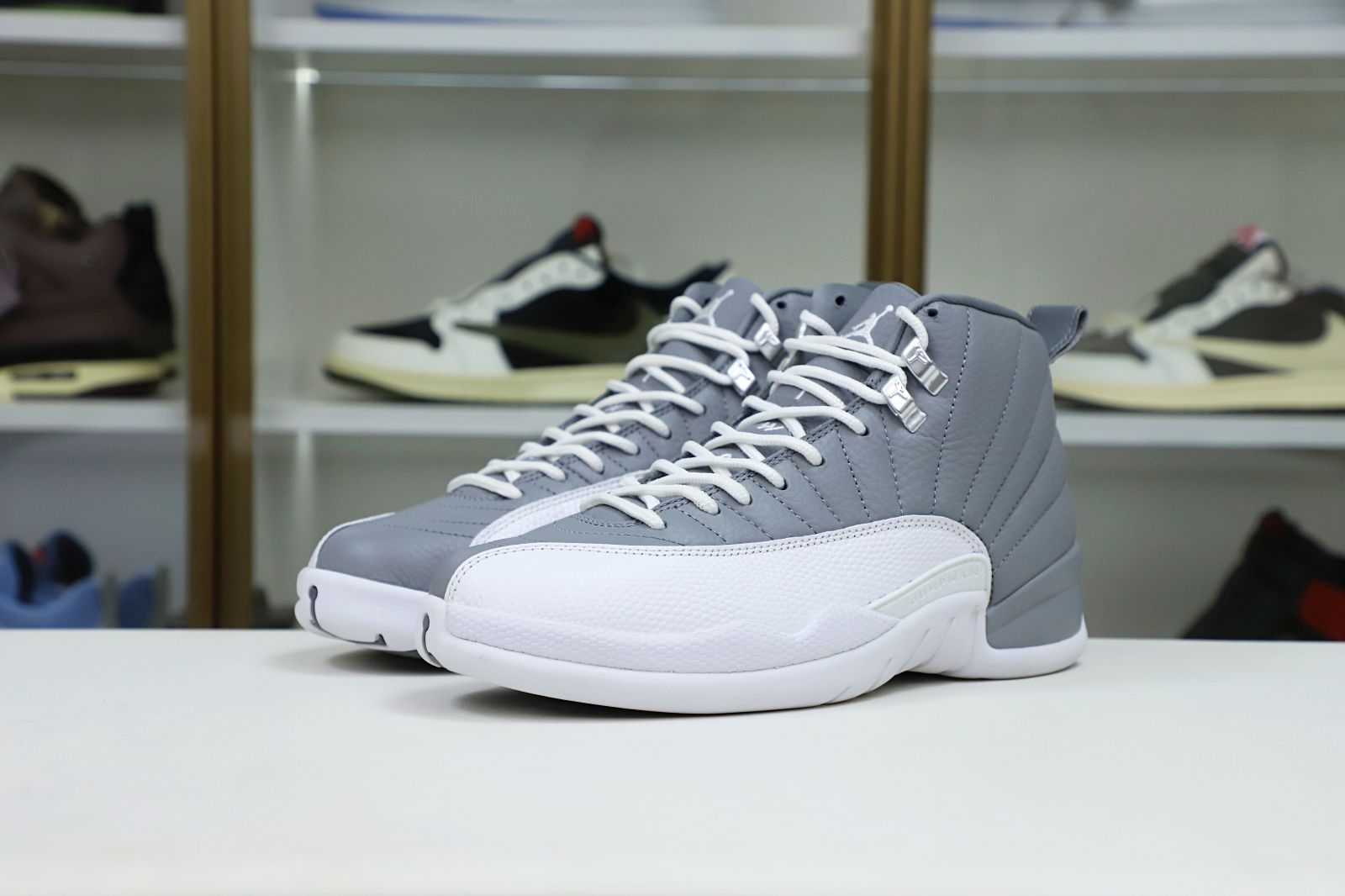 Air Jordan 12 retro