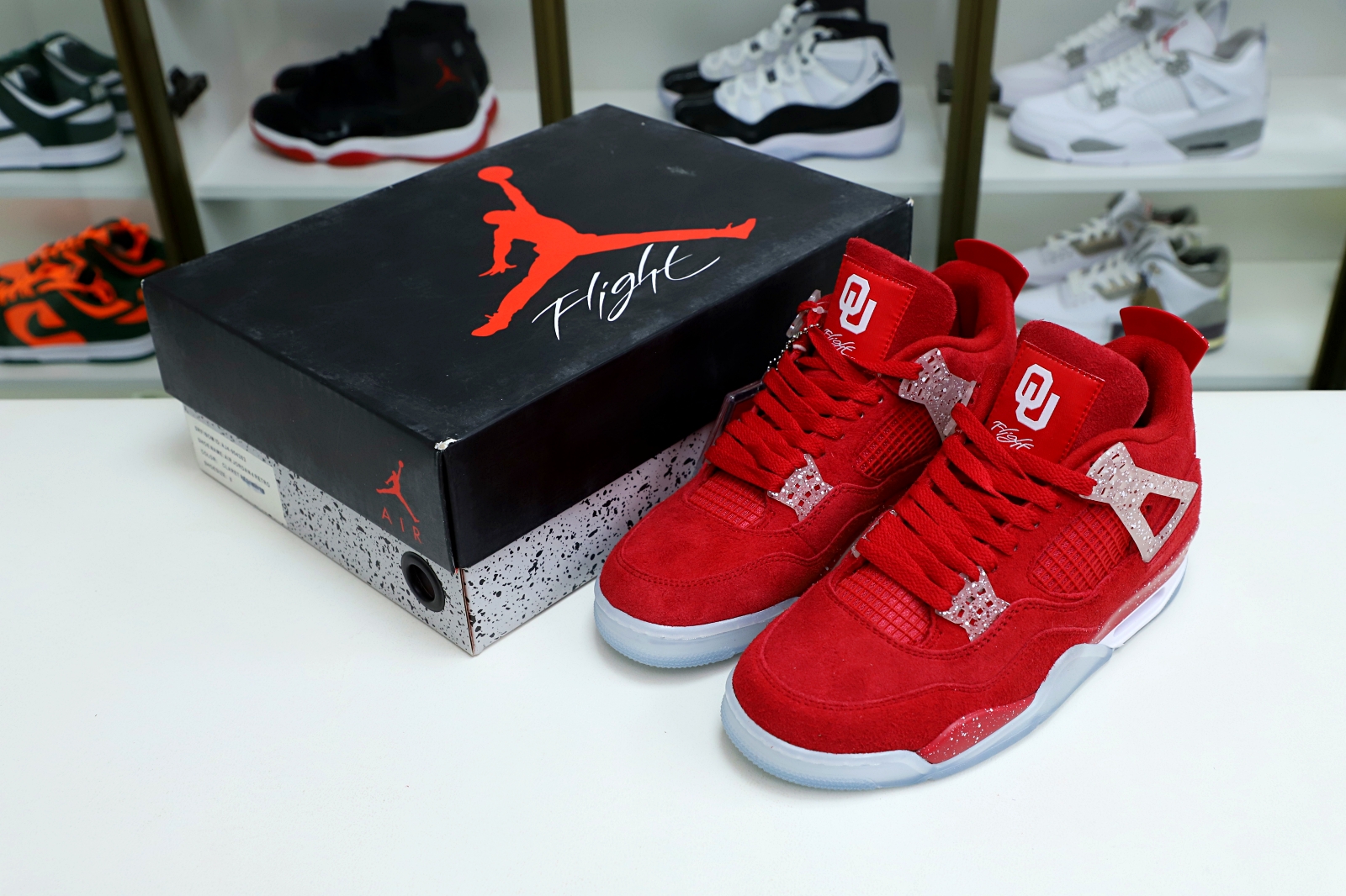 Air Jordan 4