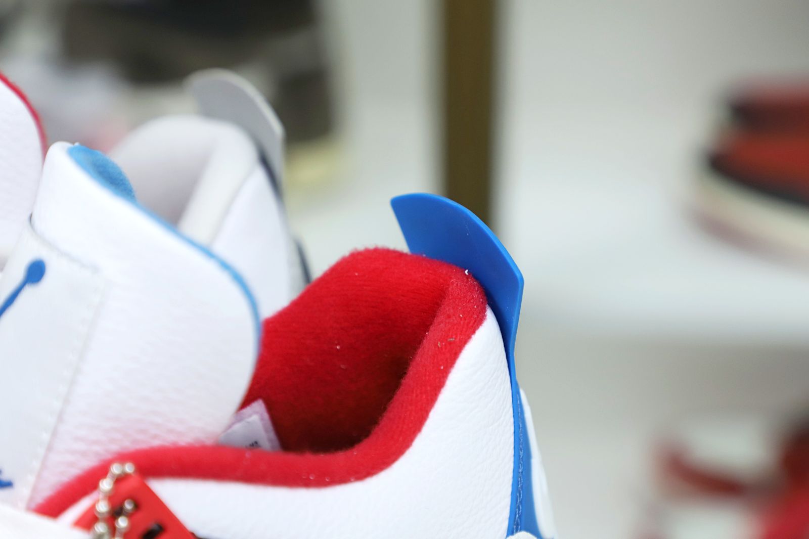 Air Jordan4 retro se what the4