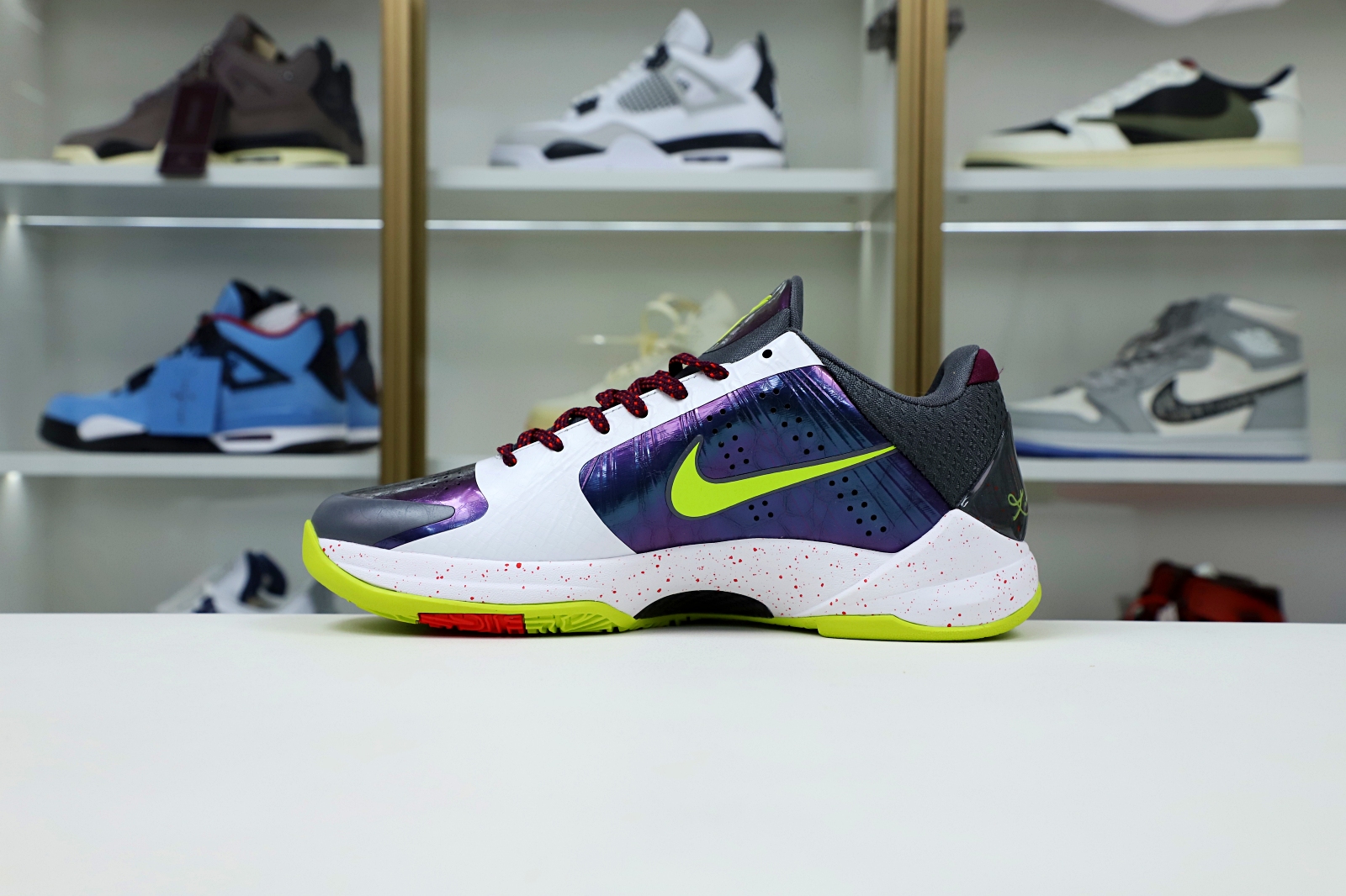NIKE ZOOM KOBE 5