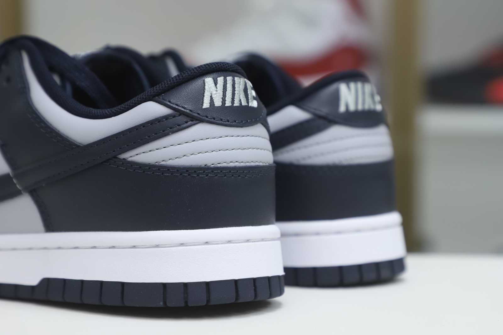 Nike Dunk Low Retro