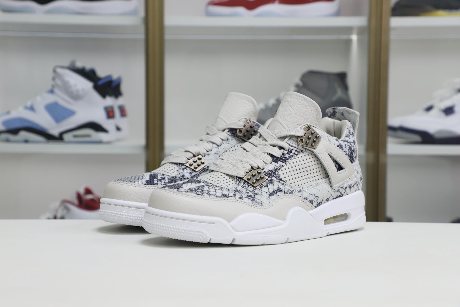 Air Jordan 4 retro snakeskin