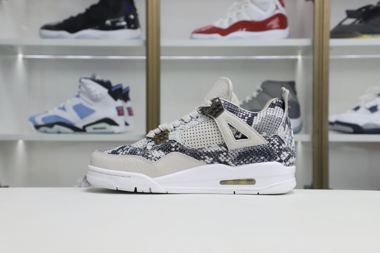 Air Jordan 4 retro snakeskin
