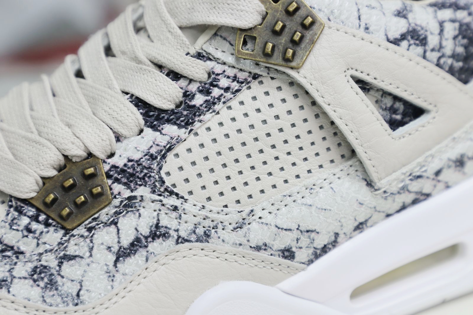 Air Jordan 4 retro snakeskin