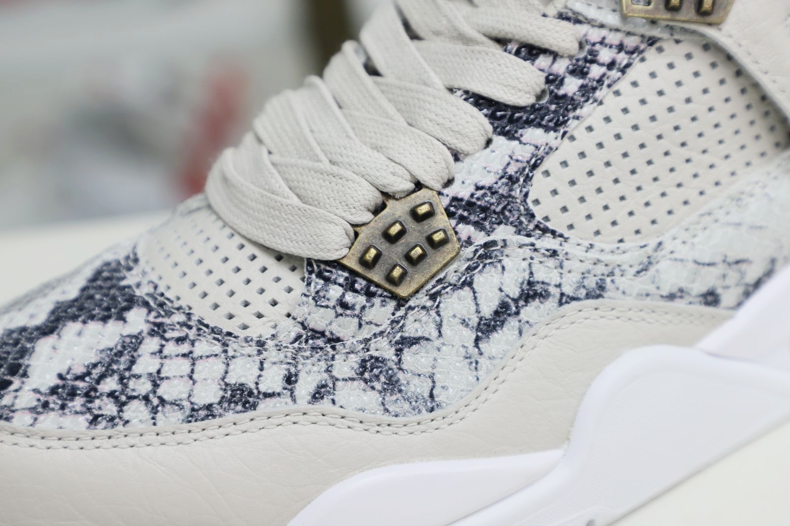 Air Jordan 4 retro snakeskin