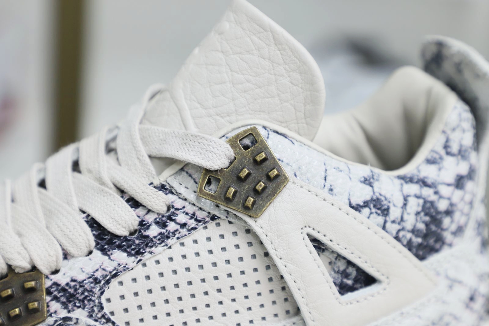 Air Jordan 4 retro snakeskin