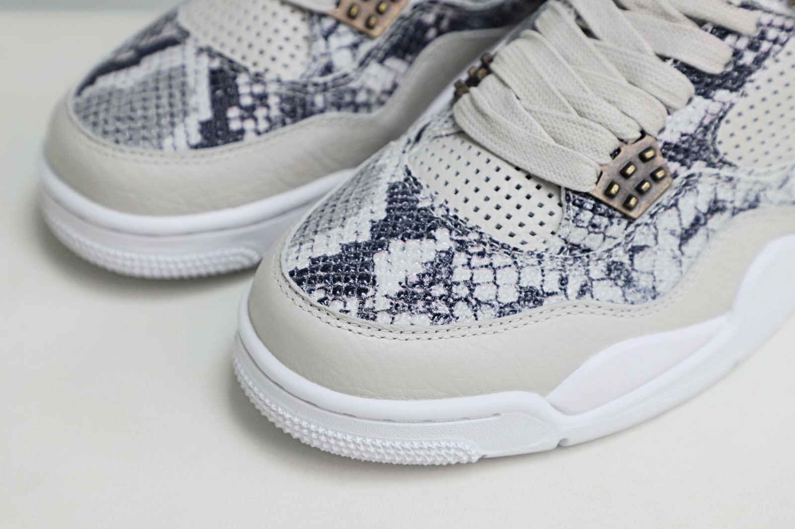 Air Jordan 4 retro snakeskin