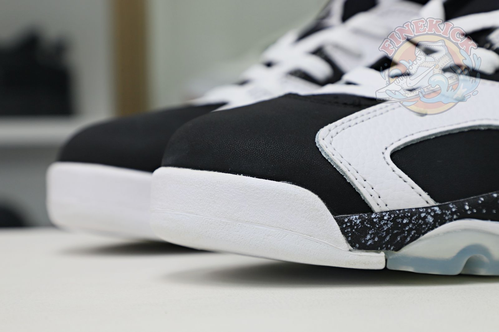 Air Jordan 6 Retro Oreo