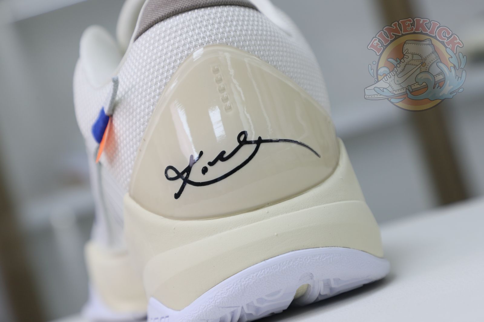 OFF-WHITEX  Nike Zoom Kobe5