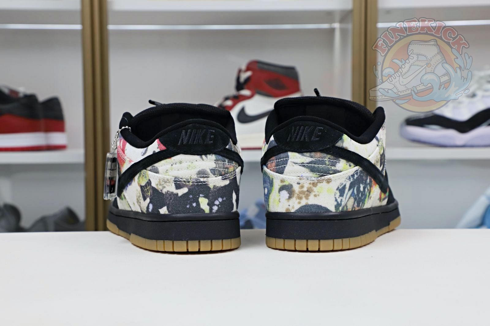 Supreme x Nike SB DunkLow
