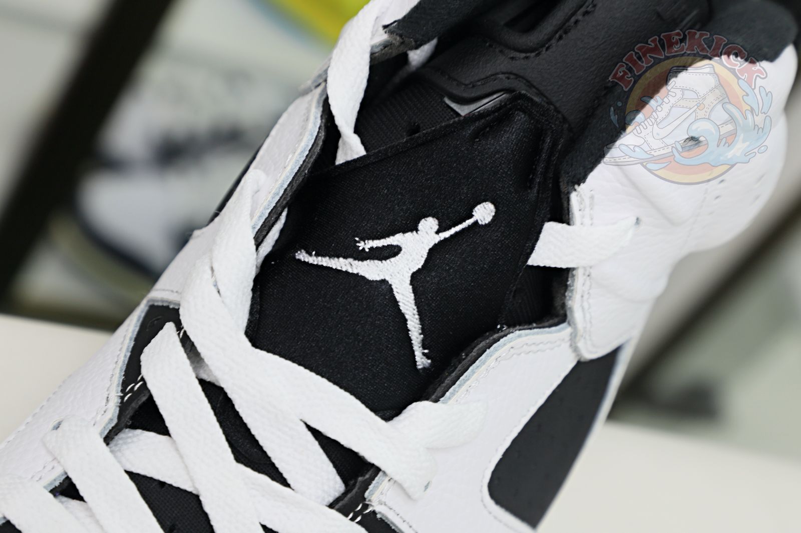 Air Jordan 6 Retro Oreo