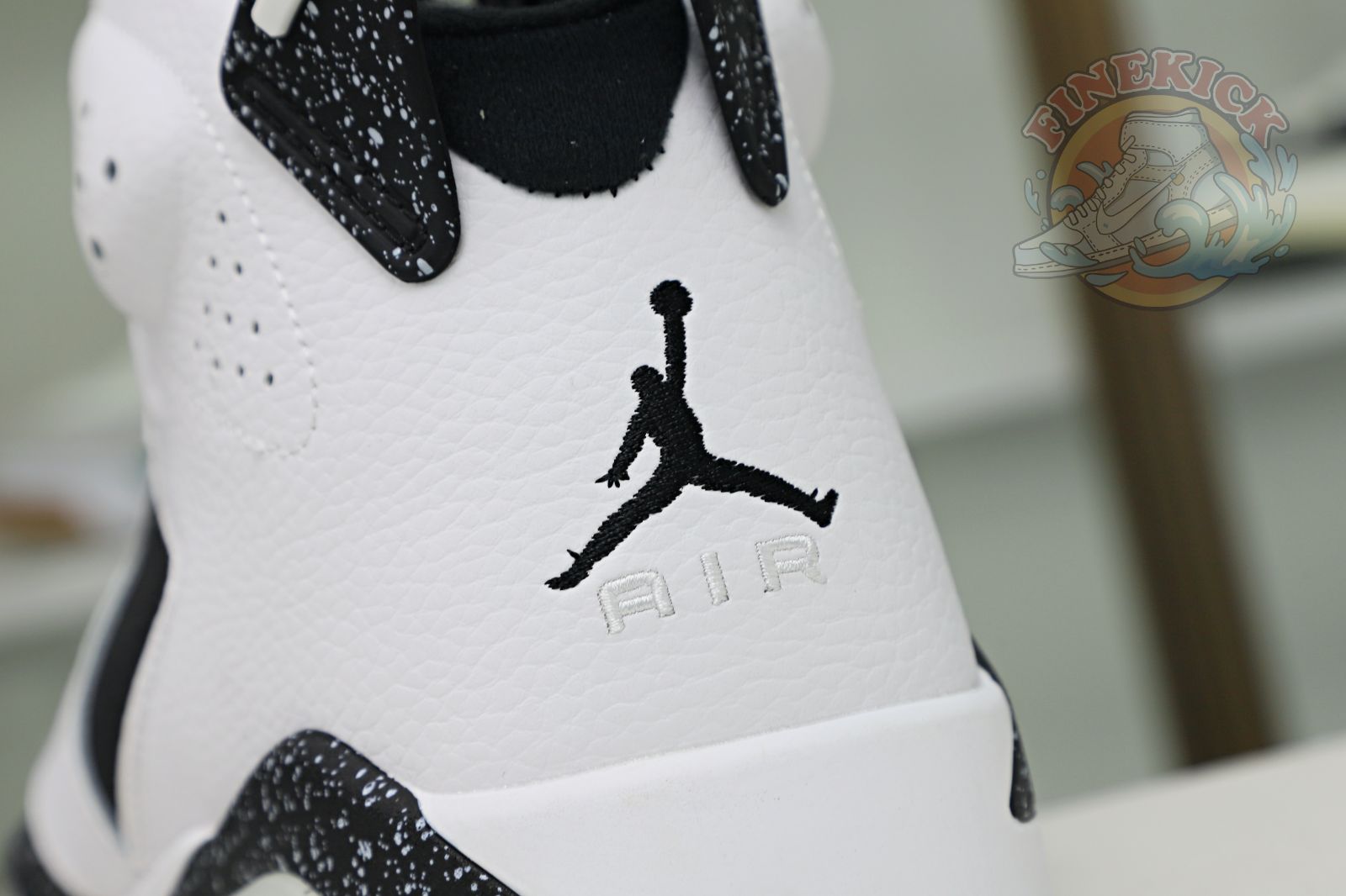 Air Jordan 6 Retro Oreo