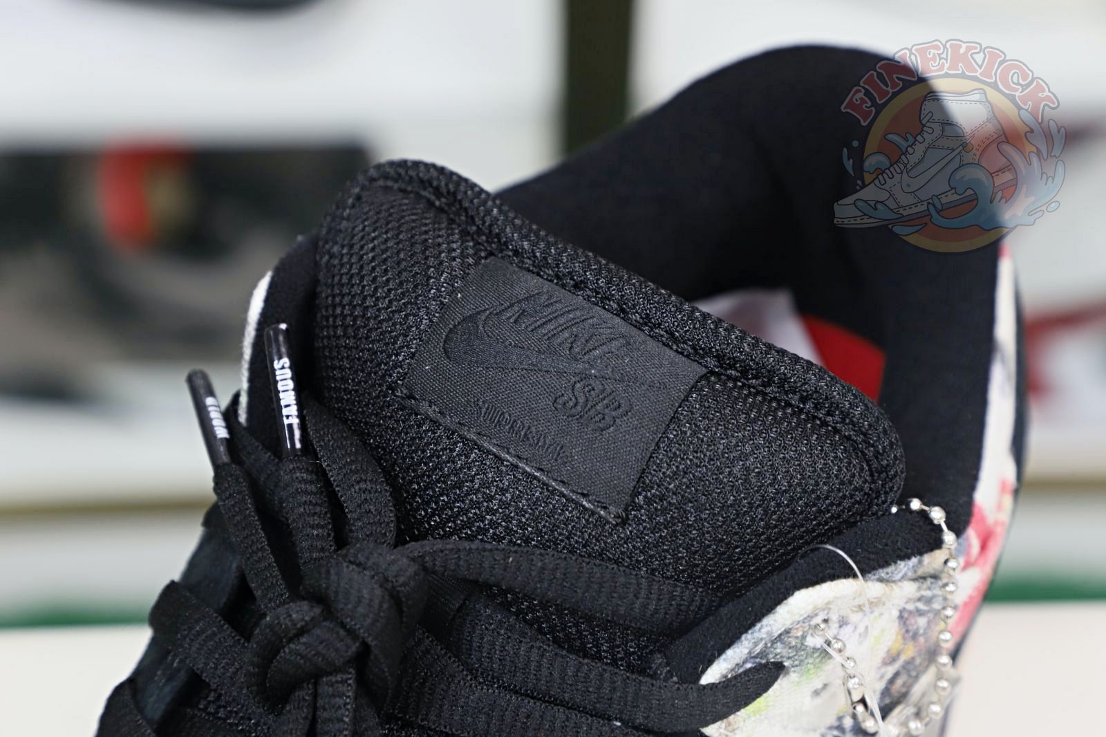Supreme x Nike SB DunkLow